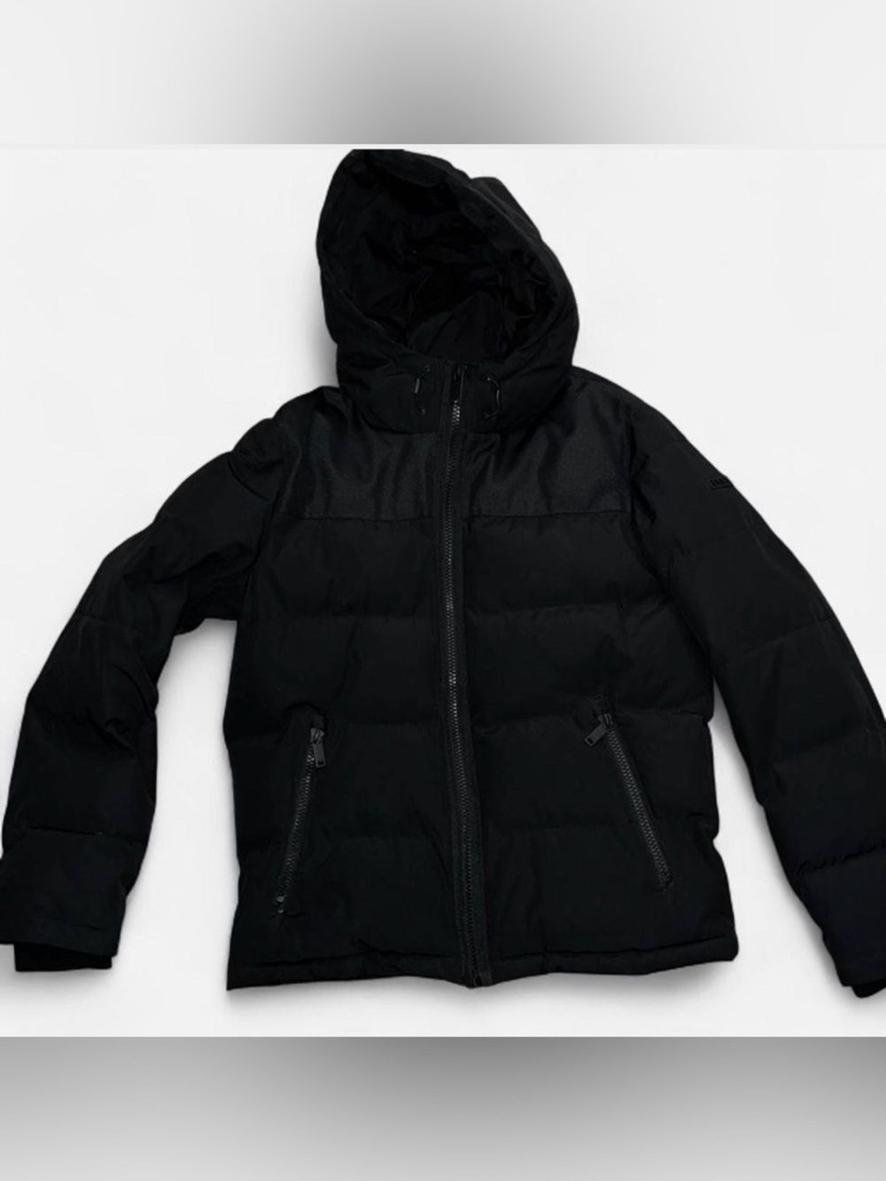 DKNY Men's Hooded Puffer Jacket‎